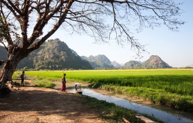 Hpa-An - Sadin Cave - Karen State - Sampan Travel