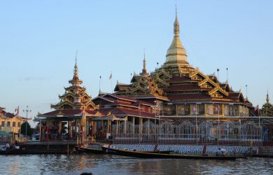 Phaung Daw Oo Pagoda - Phaung Daw Oo Pagoda Festival - Inle Lake - Sampan Travel