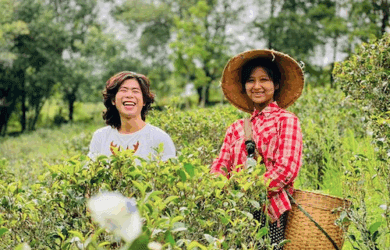 Lin Pyae of Maw Shan & female farmer
