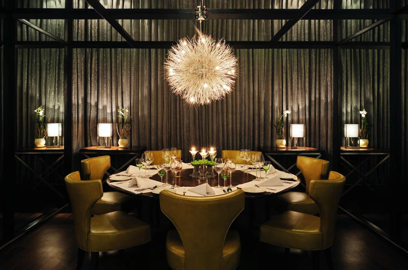 Dining at Taj Bengal